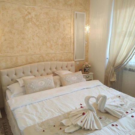 Penthouse Luxury Apartamento Resita Exterior foto