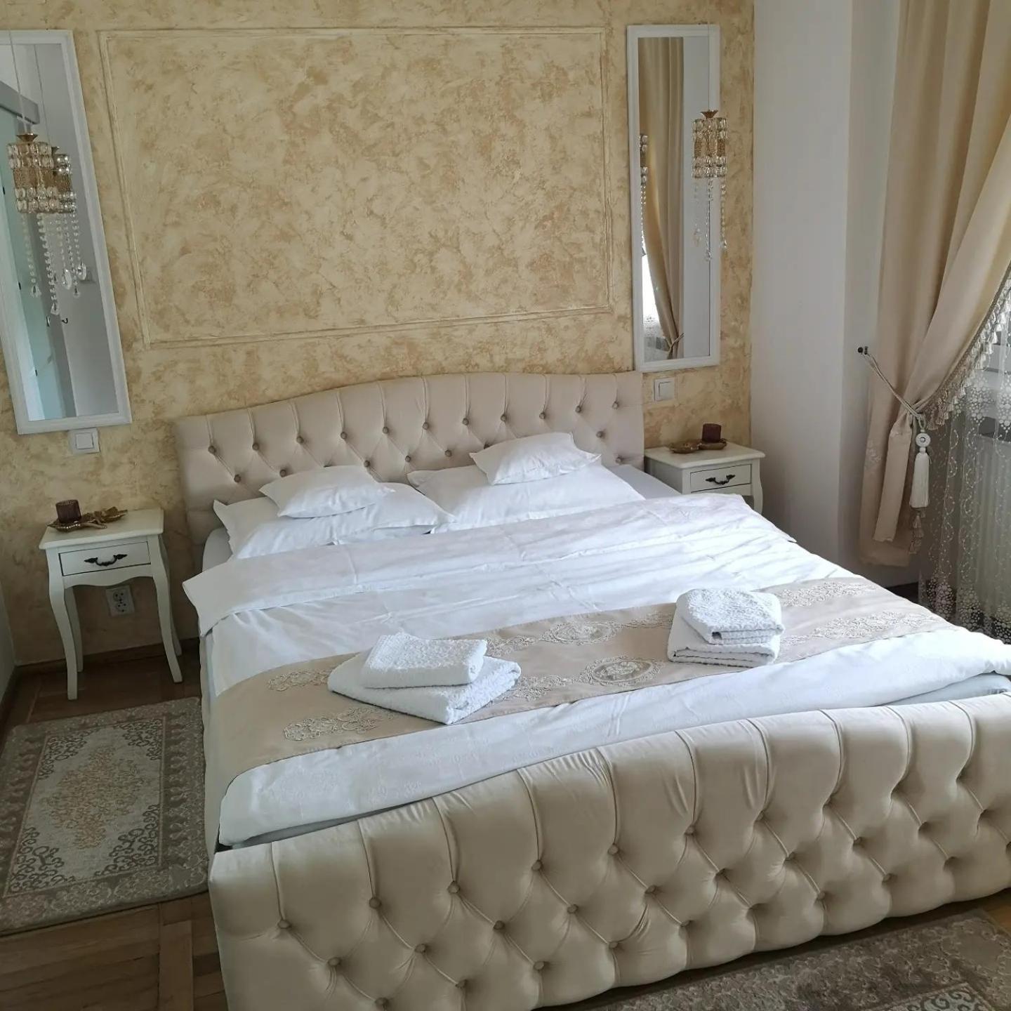 Penthouse Luxury Apartamento Resita Exterior foto